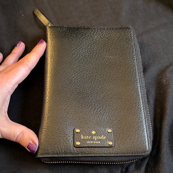 Kate ♠️ Spade Zip Agenda - Picture 2 of 9